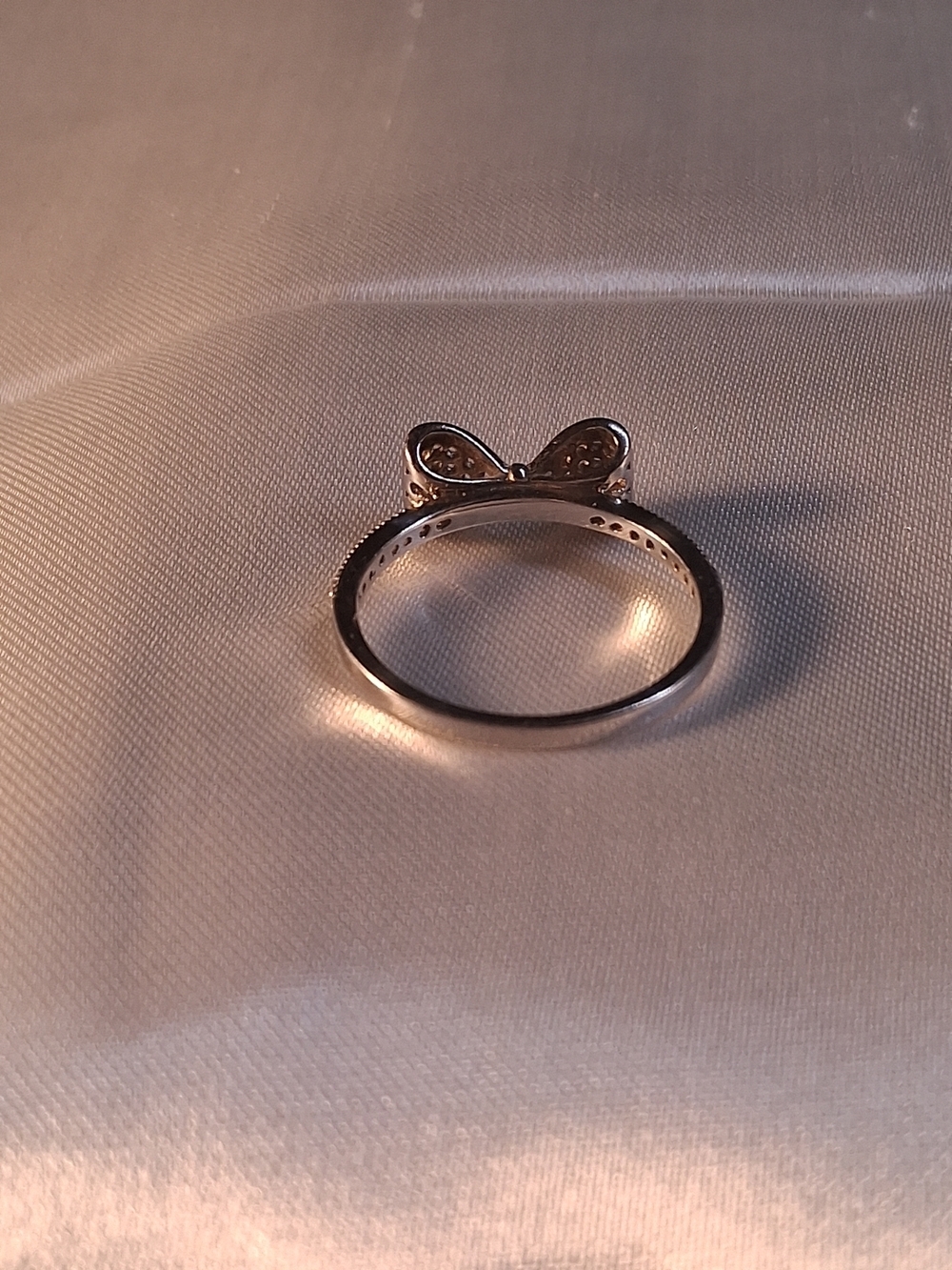 P4. 925 Sterling Silver Girlie Ribbon Bow Ring Fashionista Y2k, Stamped Size 8 - Picture 7 of 9